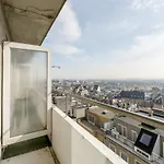 דירה In With Sea Views