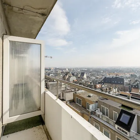 Apartman In With Sea Views